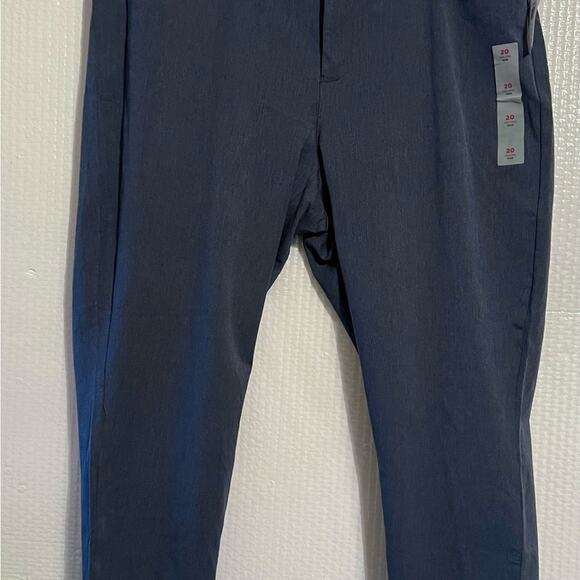 NWT Old Navy high rise pixie never fade pant.Plus size 20. Secret slim  pockets. - Picture 8 of 16